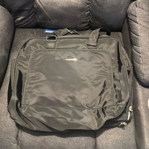 Black weekender Bag by Bahamas’s